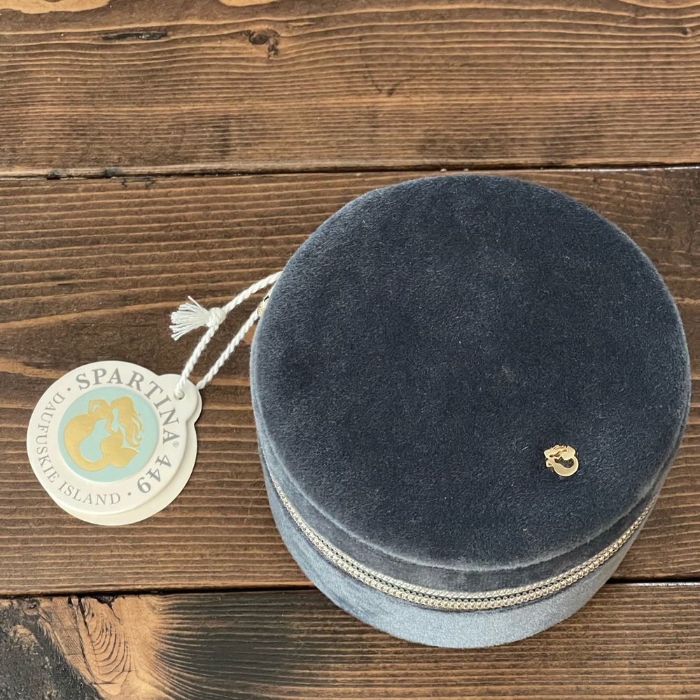 NWT Spartina 449 round jewelry travel case grey velvet